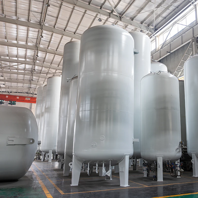 cryogenic-unit-components-diagram Diagram of key components of a cryogenic unit including storage tanks, pumps, valves, heat exchangers, and vaporizers